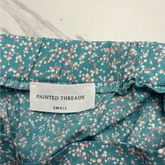Painted Threads Floral Shorts size small - Picture 5 of 6